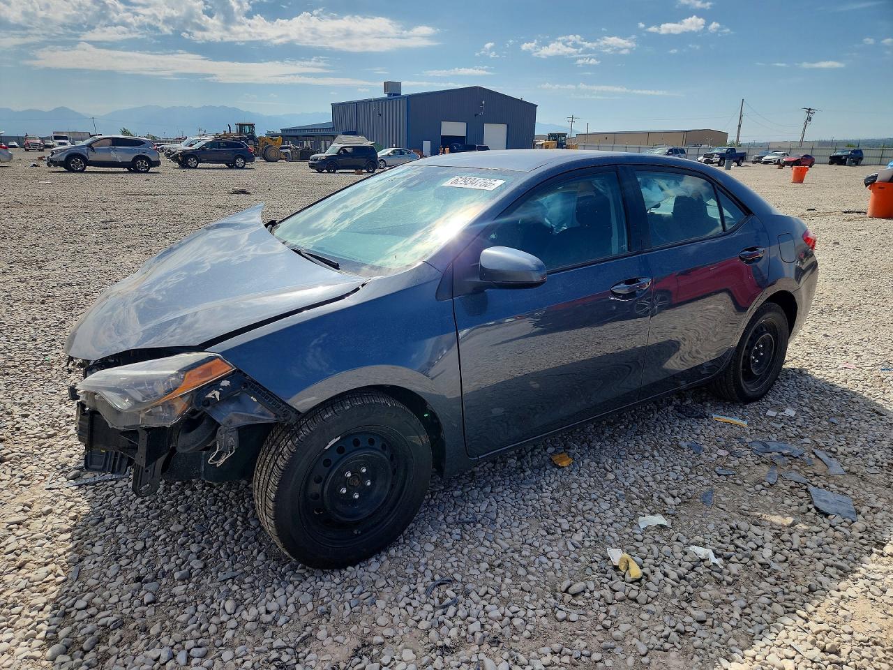 2017 TOYOTA COROLLA