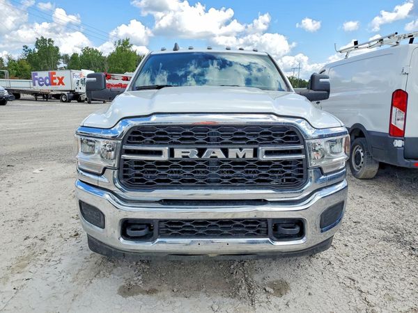 2024 RAM 3500