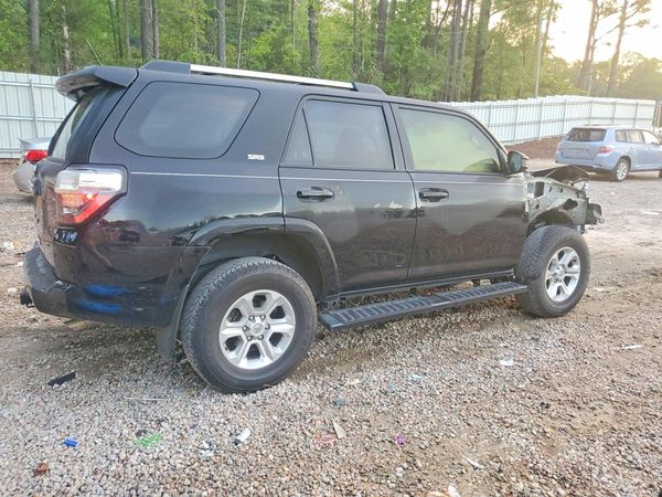 2023 TOYOTA 4RUNNER SR5