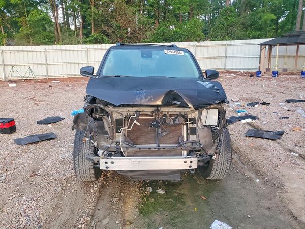 2023 TOYOTA 4RUNNER SR5
