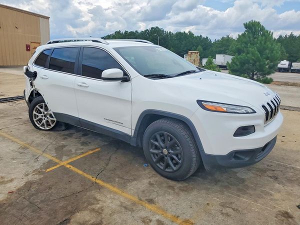 2017 JEEP CHEROKEE LATITUDE 4X4