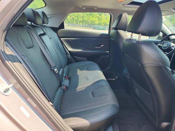 2021 HYUNDAI ELANTRA Limited