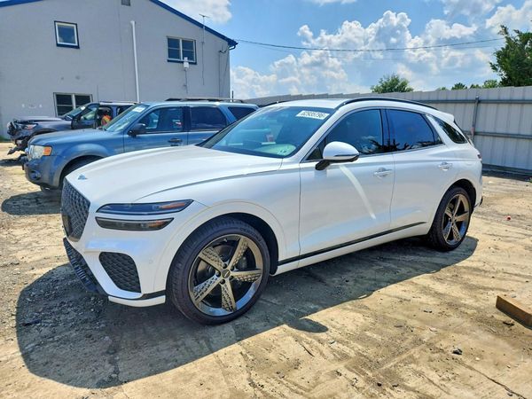 2025 GENESIS GV70