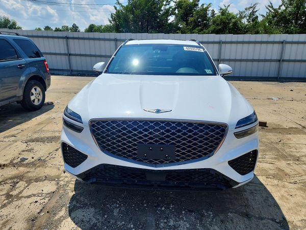 2025 GENESIS GV70