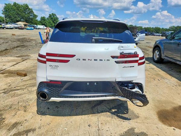 2025 GENESIS GV70