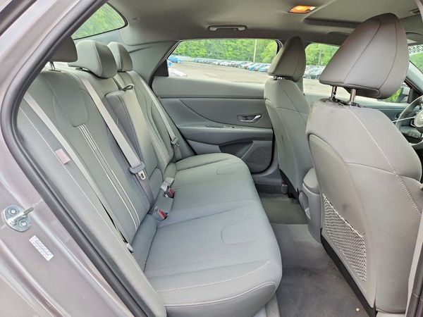 2024 HYUNDAI ELANTRA SEL w/ Convenience Pkg