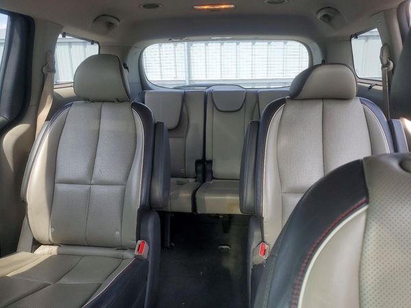2016 KIA SEDONA EX - Middle level