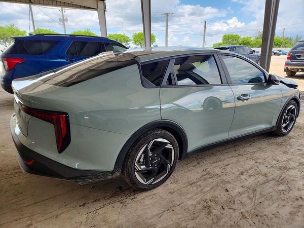 2026 KIA K4 EX