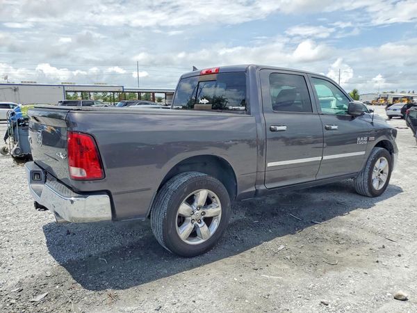 2014 RAM 1500 SLT