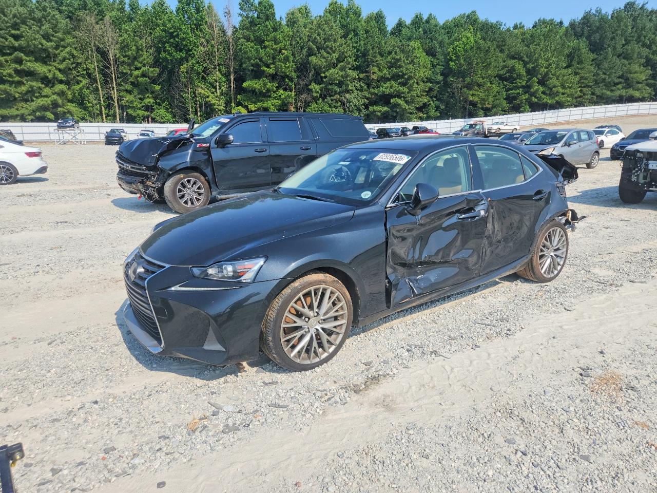 2017 LEXUS IS