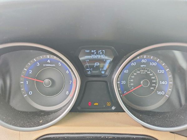 2012 HYUNDAI ELANTRA GLS(Middle grade)