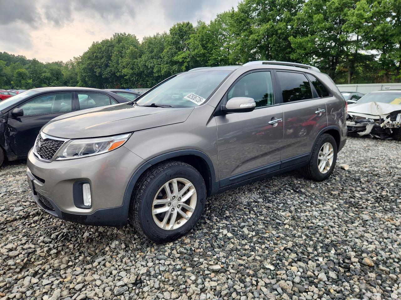 2014 KIA SORENTO Base/ LX