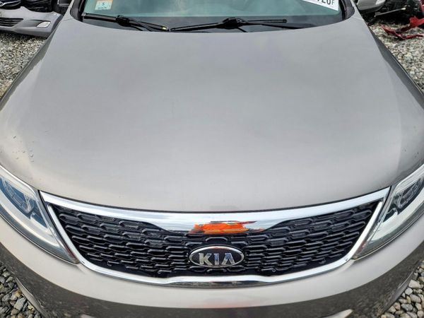 2014 KIA SORENTO Base/ LX