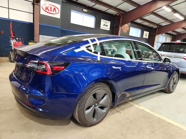 2020 TESLA MODEL 3