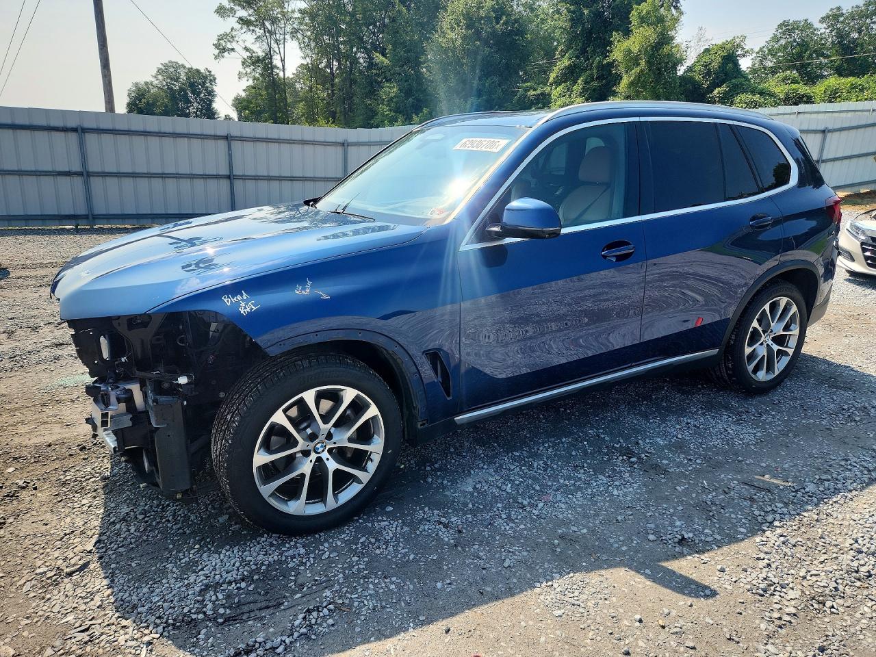 2021 BMW X5
