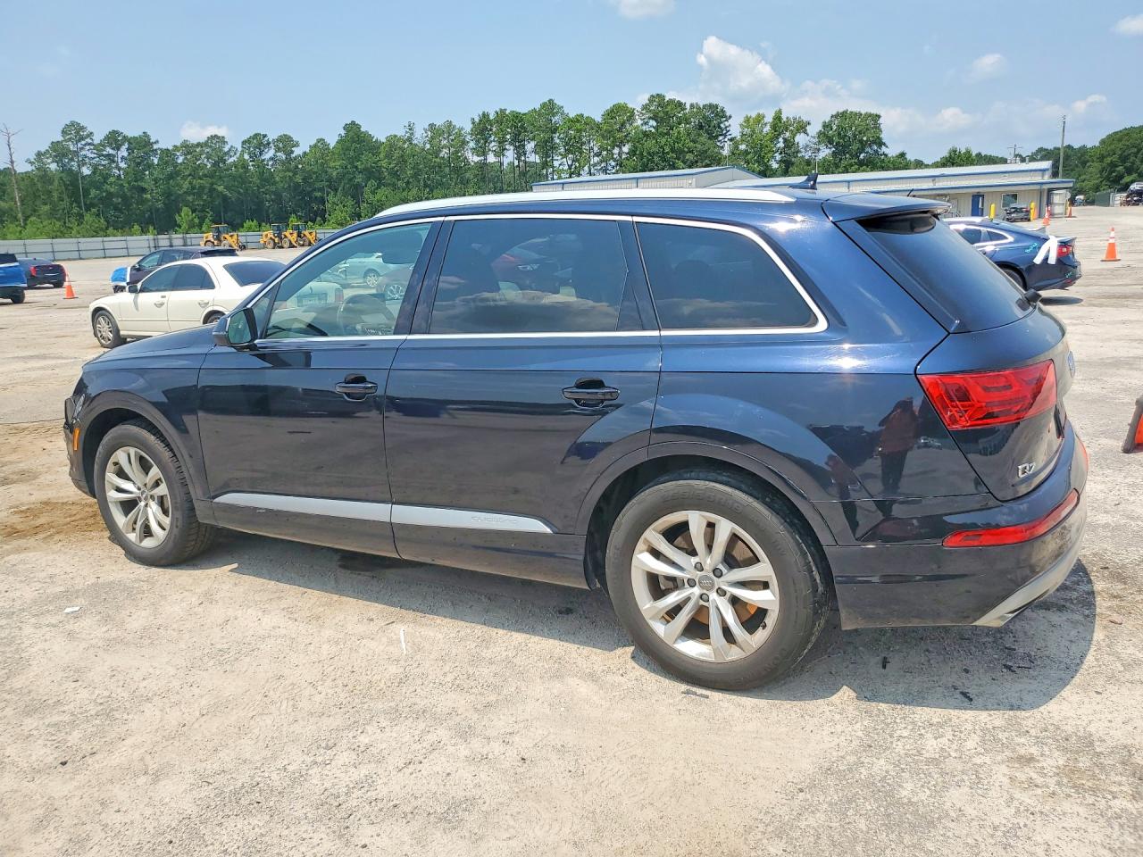 2017 AUDI Q7 quattro Premium Plus
