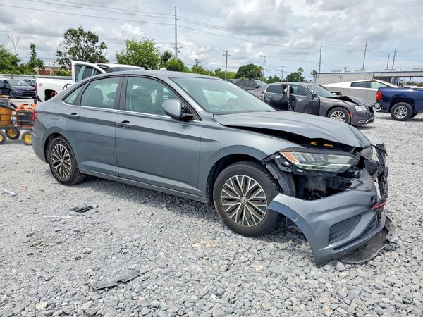 2021 VOLKSWAGEN JETTA S / SE / R-Line