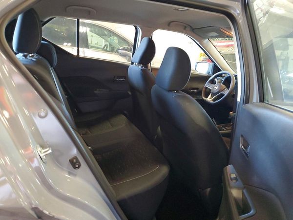 2024 NISSAN KICKS SV