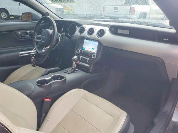 2017 FORD MUSTANG