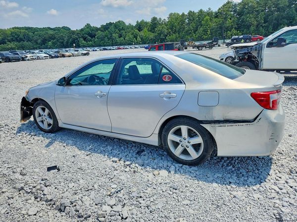 2013 TOYOTA CAMRY