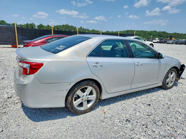 2013 TOYOTA CAMRY