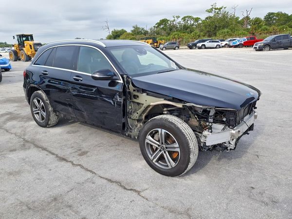 2020 MERCEDES-BENZ GLC GLC300