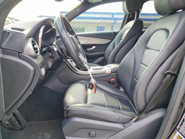 2020 MERCEDES-BENZ GLC GLC300