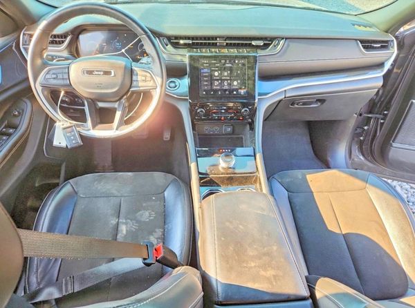 2022 JEEP GRAND CHEROKEE