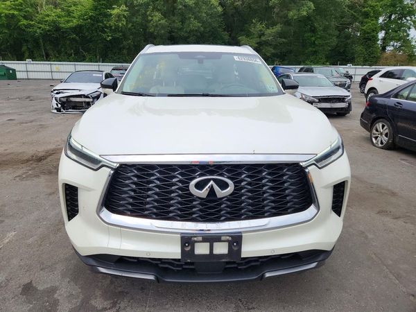 2022 INFINITI QX60 Luxe