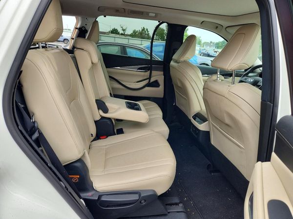 2022 INFINITI QX60 Luxe