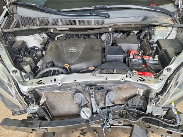 2020 TOYOTA SIENNA Q grade