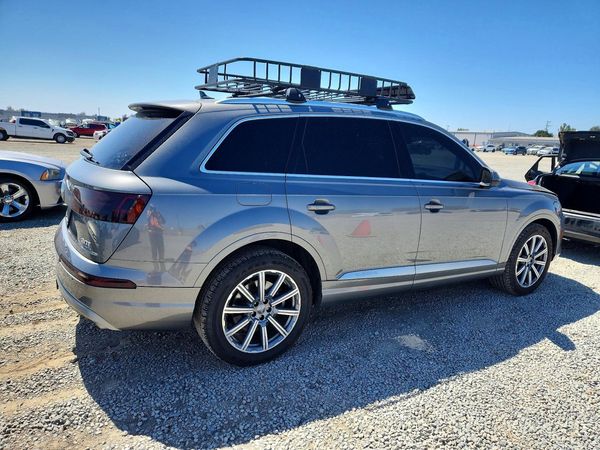 2018 AUDI Q7