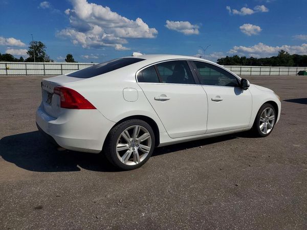 2012 VOLVO S60
