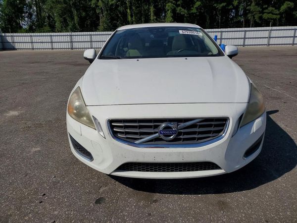 2012 VOLVO S60