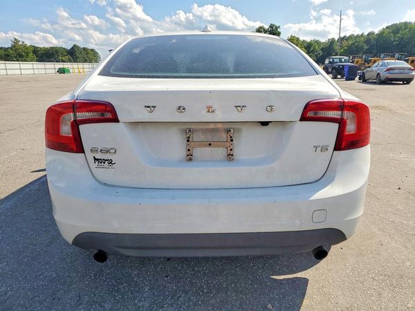 2012 VOLVO S60