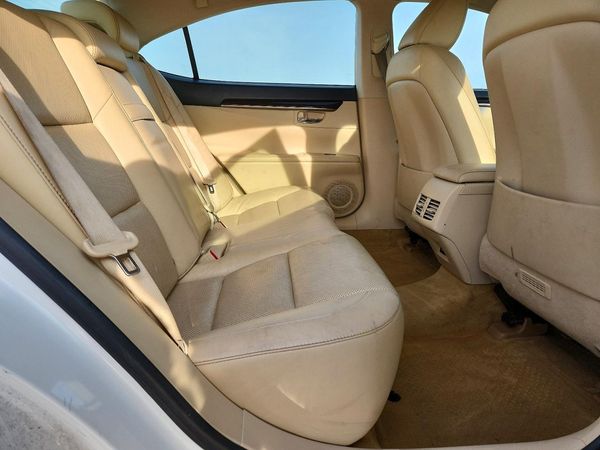 2013 LEXUS ES 350