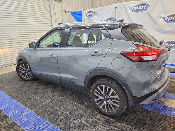 2021 NISSAN KICKS SV
