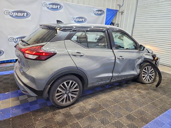 2021 NISSAN KICKS SV