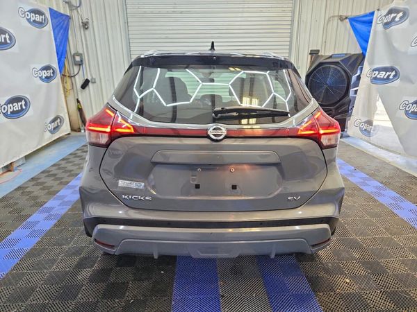 2021 NISSAN KICKS SV