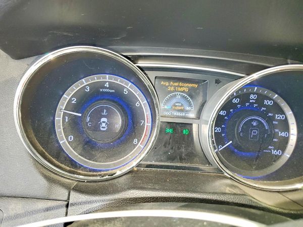 2014 HYUNDAI SONATA