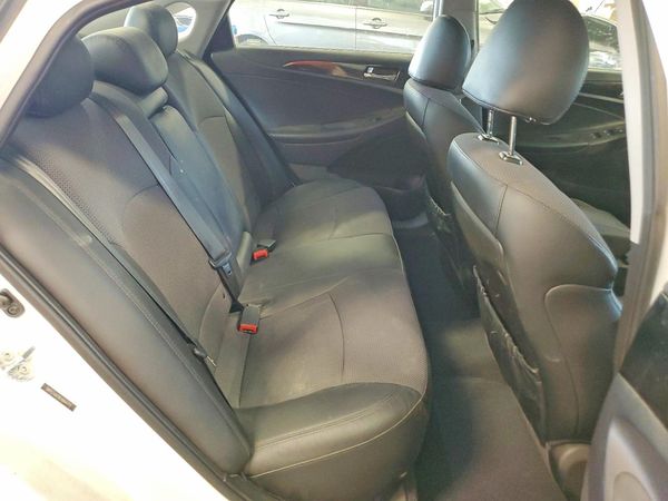 2014 HYUNDAI SONATA