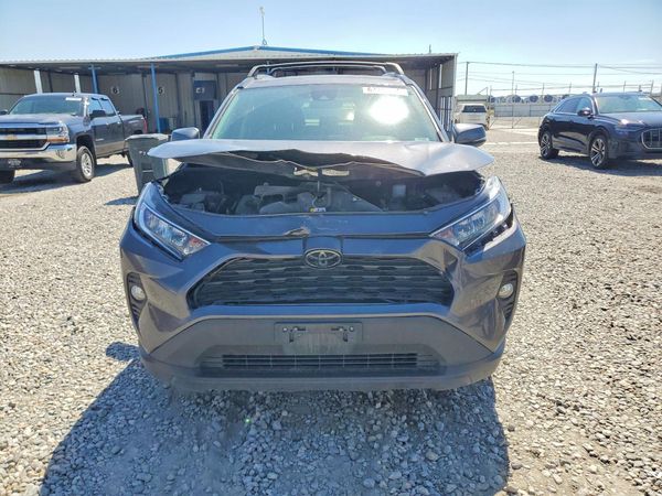 2019 TOYOTA RAV4 XLE / XLE Premium 4WD