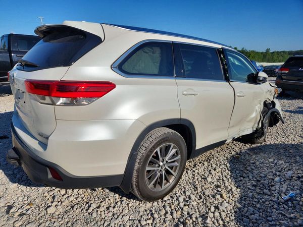 2019 TOYOTA HIGHLANDER SE/XLE