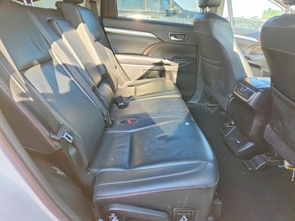 2019 TOYOTA HIGHLANDER SE/XLE