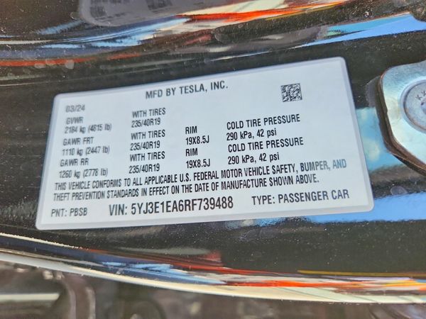 2024 TESLA MODEL 3