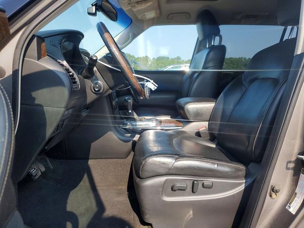 2017 INFINITI QX80