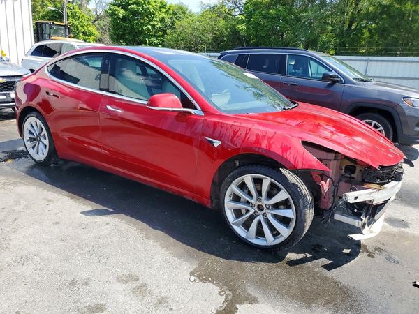 2018 TESLA MODEL 3