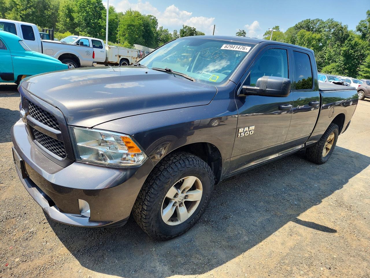 2018 RAM 1500 ST QUAD CAB 4X4