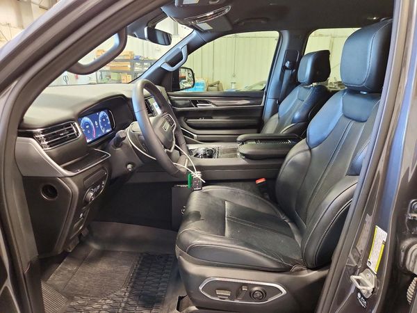 2023 JEEP WAGONEER L 4X4