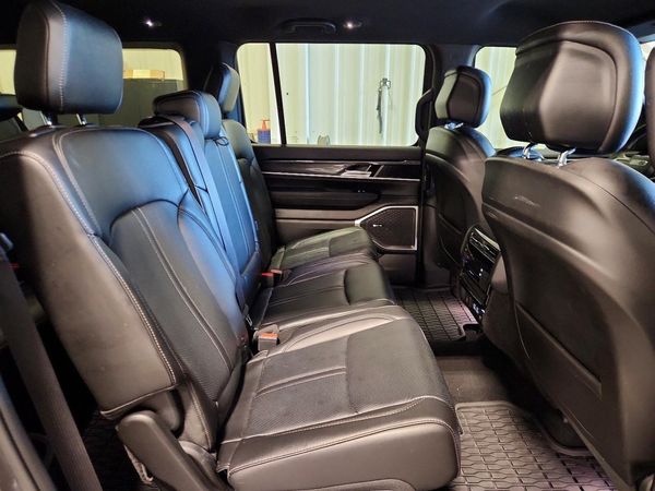 2023 JEEP WAGONEER L 4X4